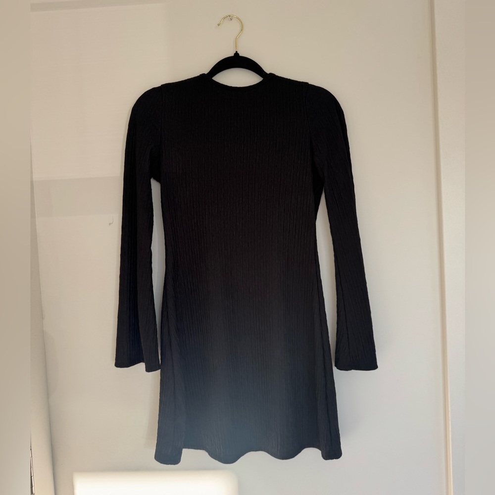 Elegant Black Long-Sleeve Dress